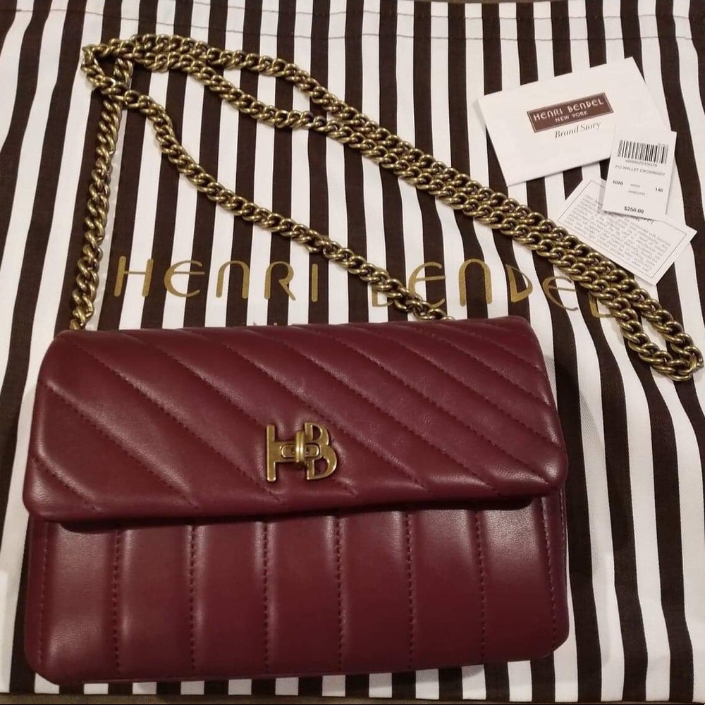 🤩Henri Bendel 712 Wallet Crossbody